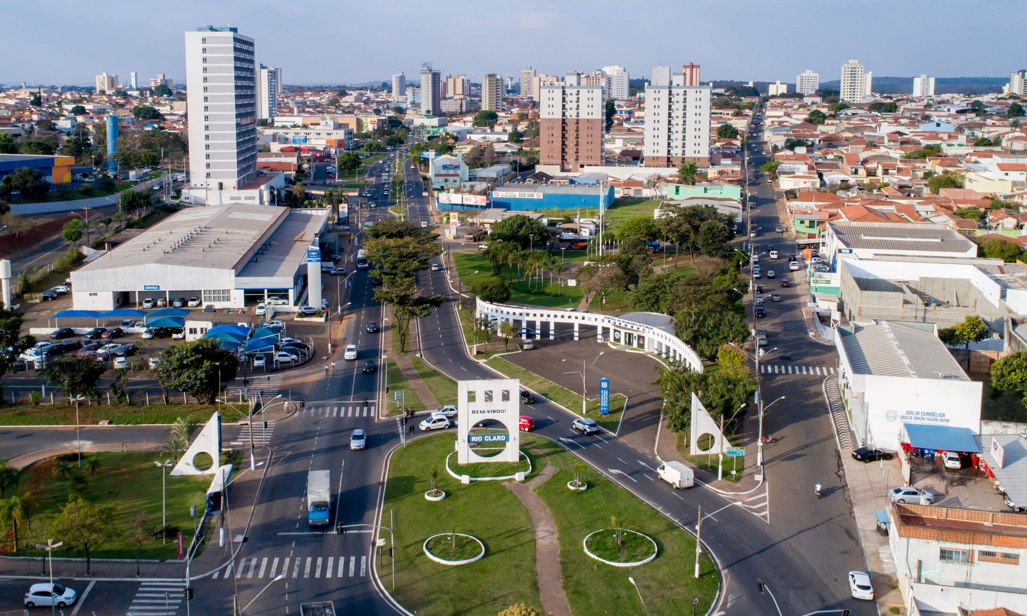 No momento, você está visualizando Rio Claro: 10 Dicas Imperdíveis para Aproveitar a Cidade